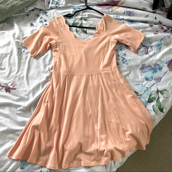 Peach Summery Mini-Dress - Picture 1 of 1